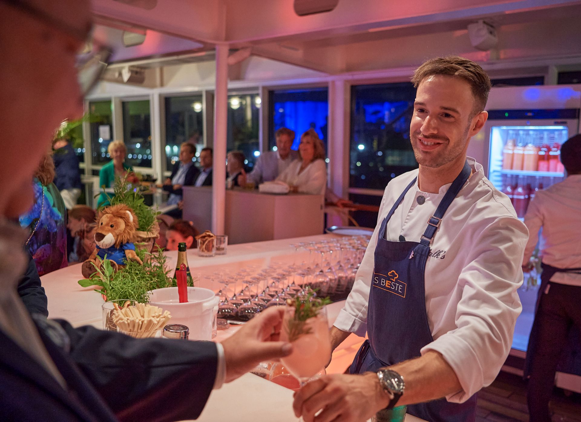 EUROPAs Beste 2025, MS EUROPA, Hamburg, Hapag-Lloyd Cruises, Gourmet-Event, falk's Bar, Philipp Schmidt - © Hapag-Lloyd Cruises / Ulrich Schaarschmidt
