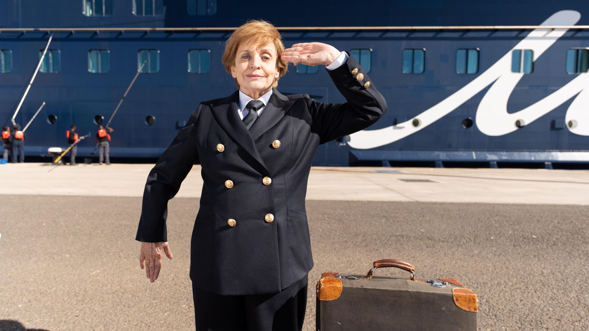 Die Mein Schiff 5 wurde zum Schauplatz des neuen Films der Krimi-Komödienreihe „Mord auf hoher See“. RTL zeigt die Krimi-Komödie am 2. September um 20:15 Uhr - © 2025 RTL