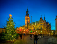 Rathausmarkt weihnachtlich   © Mediaserver Hamburg   Ingo Boelter