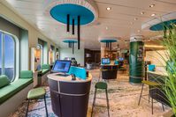 Landausflüge Bereich auf der Mein Schiff 1 – © TUI Cruises (2)