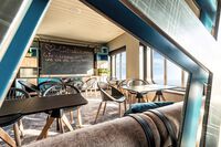 Sturmfrei   Teenslounge auf der Mein Schiff 1 und Mein Schiff 2 – © TUI Cruises