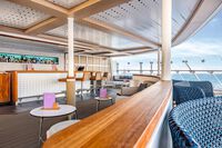 X Bar auf der Mein Schiff 1 – © TUI Cruises (2)