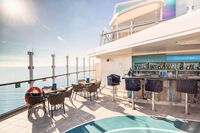 Überschau Bar auf der Mein Schiff 1 – © TUI Cruises