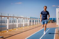 Laufen an Bord   Spa & Sport – © TUI Cruises