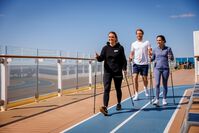 Nordic Walking   Sport & Gesundheit – © TUI Cruises (2)