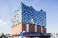 Nordostansicht der Elbphilharmonie am Tag   © Mediaserver Hamburg   Thies Rätzke